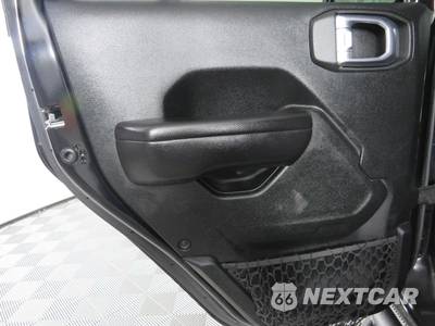 2021 Jeep Wrangler Unlimited Rubicon - zdjęcie 41 z 46 - miniatura