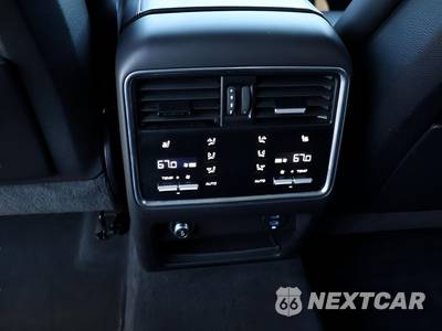 2023 Porsche Cayenne GTS - zdjęcie 22 z 39 - miniatura