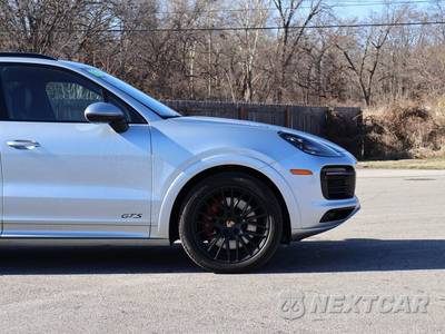 2023 Porsche Cayenne GTS - zdjęcie 10 z 39 - miniatura