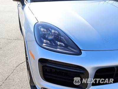 2023 Porsche Cayenne GTS - zdjęcie 14 z 39 - miniatura
