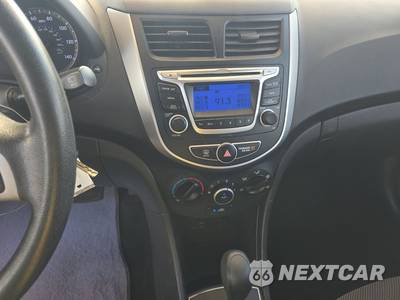 2014 Hyundai Accent GS Hatchback - zdjęcie 11 z 36 - miniatura