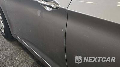 2014 Hyundai Accent GS Hatchback - zdjęcie 31 z 36 - miniatura