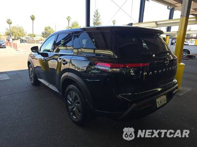 2024 Nissan Pathfinder S - zdjęcie 6 z 34 - miniatura