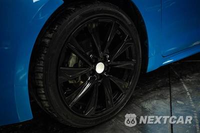2020 Toyota Corolla Hatchback SE - zdjęcie 3 z 28 - miniatura