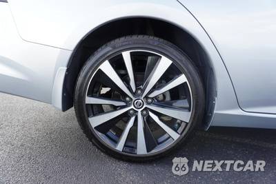 2020 Nissan Altima SR - zdjęcie 43 z 44 - miniatura