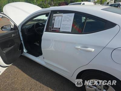 2020 Hyundai Elantra SE Sedan - zdjęcie 21 z 23 - miniatura