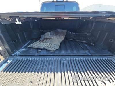 2021 Nissan TITAN PRO-4X Crew Cab Short Bed - zdjęcie 16 z 21 - miniatura