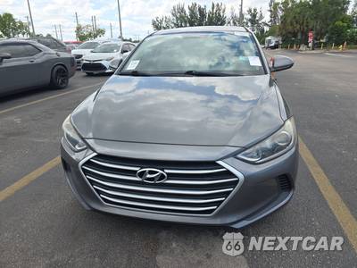 2018 Hyundai Elantra SE Sedan - zdjęcie 2 z 18 - miniatura