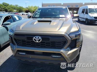 2025 Toyota Tacoma TRD Sport Crew Cab Medium Bed - zdjęcie 2 z 21 - miniatura