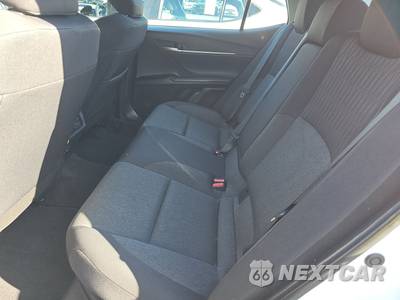 2025 Toyota Camry LE - zdjęcie 13 z 26 - miniatura