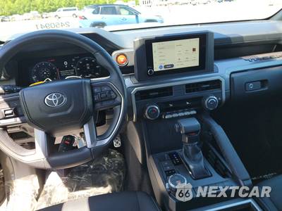 2025 Toyota Tacoma TRD Sport Crew Cab Medium Bed - zdjęcie 11 z 21 - miniatura