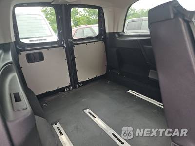 2017 Mercedes-Benz Metris Passenger Van 126.0" WB - zdjęcie 14 z 65 - miniatura