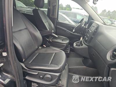 2017 Mercedes-Benz Metris Passenger Van 126.0" WB - zdjęcie 8 z 65 - miniatura