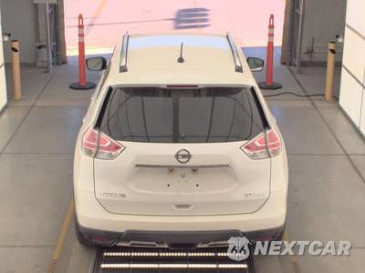 2016 Nissan Rogue SV - zdjęcie 5 z 22 - miniatura