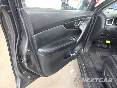 2014 Nissan Rogue SV - zdjęcie 9 z 36 - miniatura