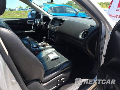 2014 Nissan Pathfinder Platinum - zdjęcie 8 z 44 - miniatura