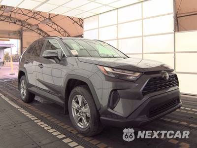 2025 Toyota RAV4 XLE - zdjęcie 3 z 22 - miniatura