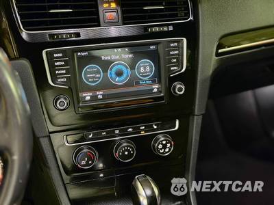 2017 Volkswagen Golf GTI S Hatchback - zdjęcie 13 z 19 - miniatura