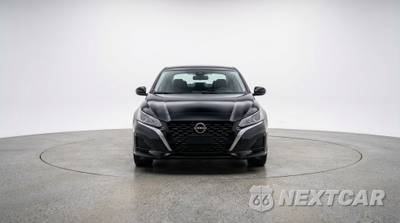 2025 Nissan Altima SV - zdjęcie 2 z 12 - miniatura