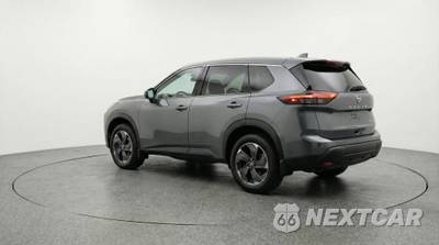 2025 Nissan Rogue SV - zdjęcie 5 z 12 - miniatura