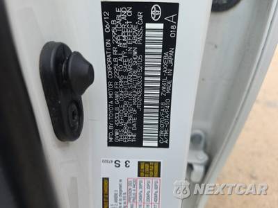 2012 Toyota Prius v Three - zdjęcie 17 z 21 - miniatura