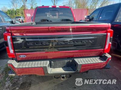 2026 Ford Super Duty F-250 Platinum Crew Cab Medium Bed - zdjęcie 5 z 23 - miniatura