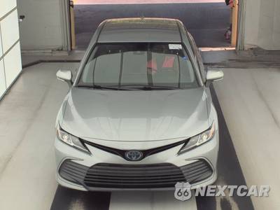 2022 Toyota Camry Hybrid LE - zdjęcie 2 z 24 - miniatura