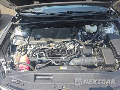 2022 Toyota Camry Hybrid LE - zdjęcie 15 z 24 - miniatura