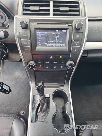 2017 Toyota Camry SE - zdjęcie 11 z 25 - miniatura
