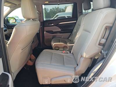 2019 Toyota Highlander XLE - zdjęcie 13 z 26 - miniatura