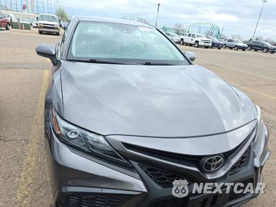2021 Toyota Camry SE - zdjęcie 2 z 23 - miniatura