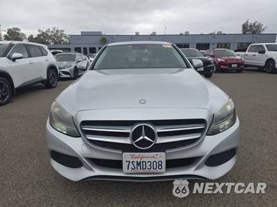 2016 Mercedes-Benz C 300 - zdjęcie 2 z 29 - miniatura