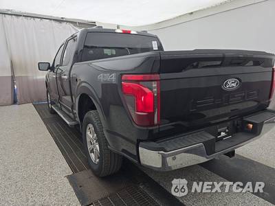 2025 Ford F-150 XLT Crew Cab Short Bed - zdjęcie 6 z 33 - miniatura