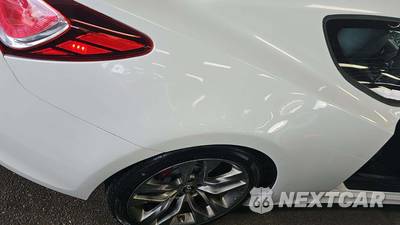 2015 Hyundai Genesis Coupe 3.8 Ultimate w/Black Interior - zdjęcie 6 z 16 - miniatura