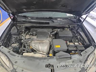 2015 Toyota Camry SE - zdjęcie 12 z 16 - miniatura