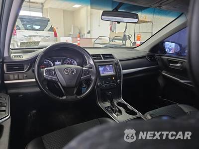 2015 Toyota Camry SE - zdjęcie 8 z 16 - miniatura