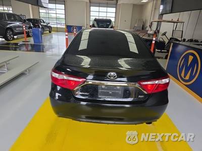 2015 Toyota Camry SE - zdjęcie 5 z 16 - miniatura