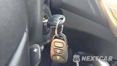 2015 Hyundai Veloster RE:FLEX Edition w/Black Interior - zdjęcie 18 z 35 - miniatura