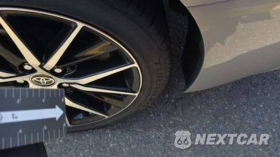 2023 Toyota Camry SE - zdjęcie 21 z 26 - miniatura