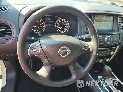 2020 Nissan Pathfinder S - zdjęcie 10 z 25 - miniatura