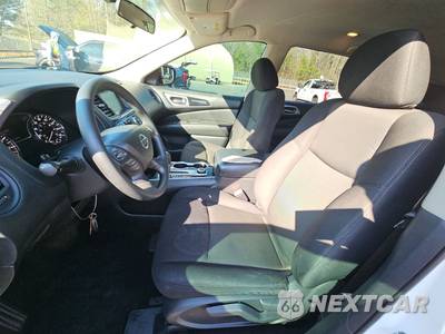 2020 Nissan Pathfinder S - zdjęcie 7 z 25 - miniatura
