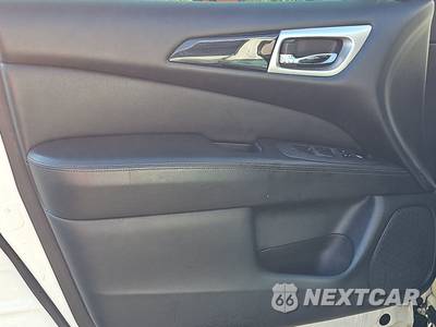 2020 Nissan Pathfinder S - zdjęcie 9 z 25 - miniatura