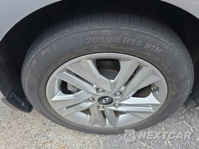 2020 Hyundai Elantra Value Edition Sedan - zdjęcie 10 z 25 - miniatura