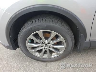 2018 Toyota RAV4 Limited - zdjęcie 8 z 25 - miniatura