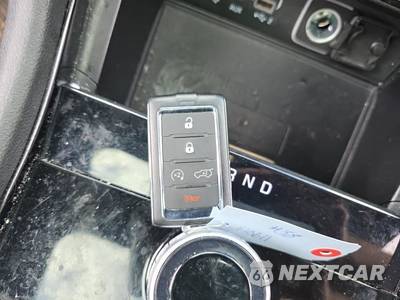 2023 Jeep Grand Cherokee Altitude - zdjęcie 16 z 22 - miniatura