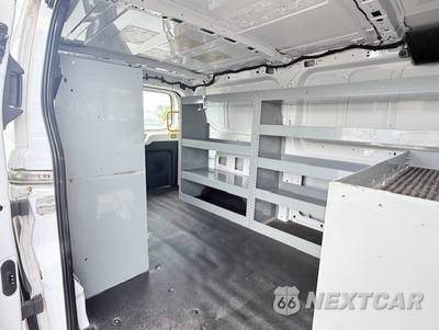 2015 Ford Transit 250 Cargo Van w/RH Sliding Door Low Roof 130.0" WB - zdjęcie 13 z 22 - miniatura