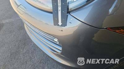 2014 Porsche Cayenne Diesel - zdjęcie 2 z 8 - miniatura