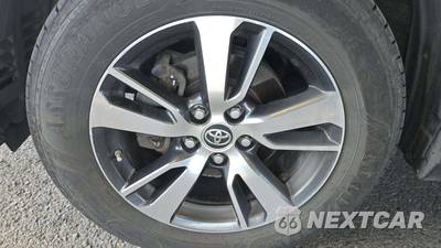2018 Toyota RAV4 XLE - zdjęcie 30 z 38 - miniatura