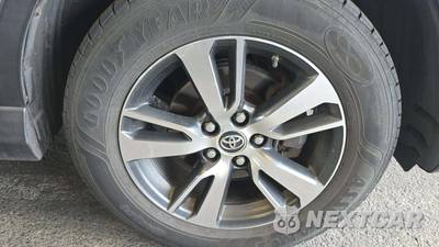 2018 Toyota RAV4 XLE - zdjęcie 31 z 38 - miniatura