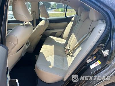 2018 Toyota Camry XLE - zdjęcie 12 z 17 - miniatura